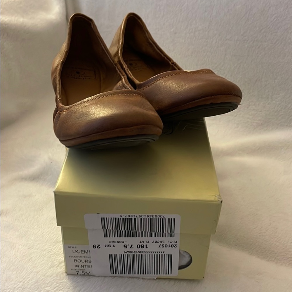 Women's Brown Leather Flats